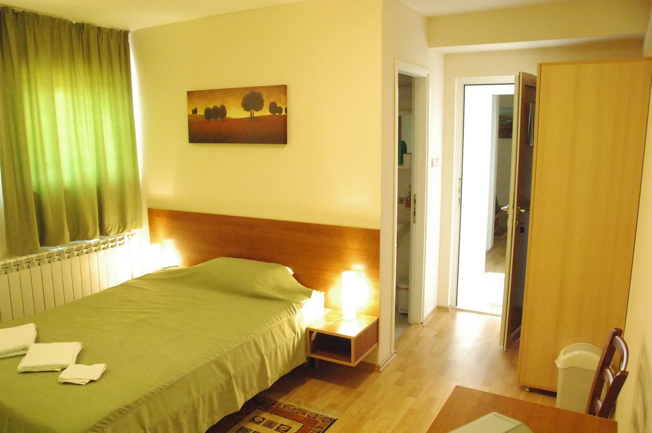 Villa Nevenka Rooms Beograd Ruang foto